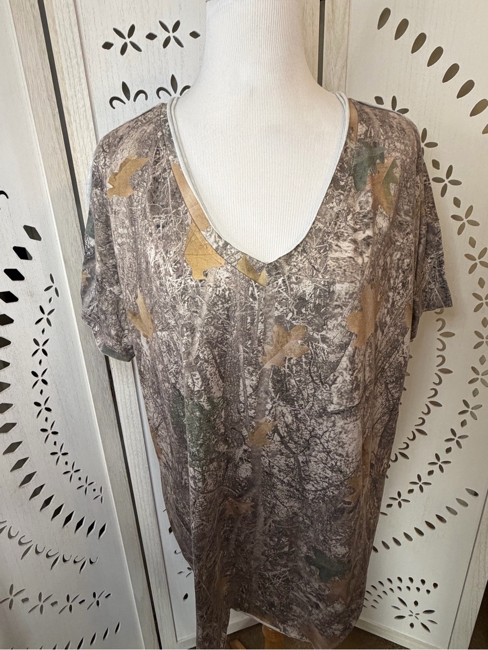 NWOT Camouflage V-Neck Tee in Brown & Olive